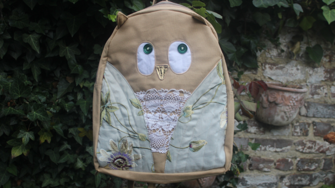 Couture d'un sac à dos "hibou"